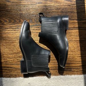 Madewell - the ainsley chelsea boot in black
